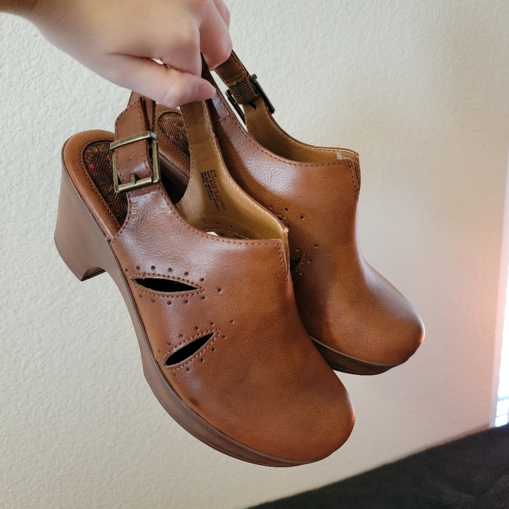 Boc Leather Heeled Clogs Womens 9 b.o.c Brown